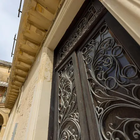 Acquaviva & Lecce